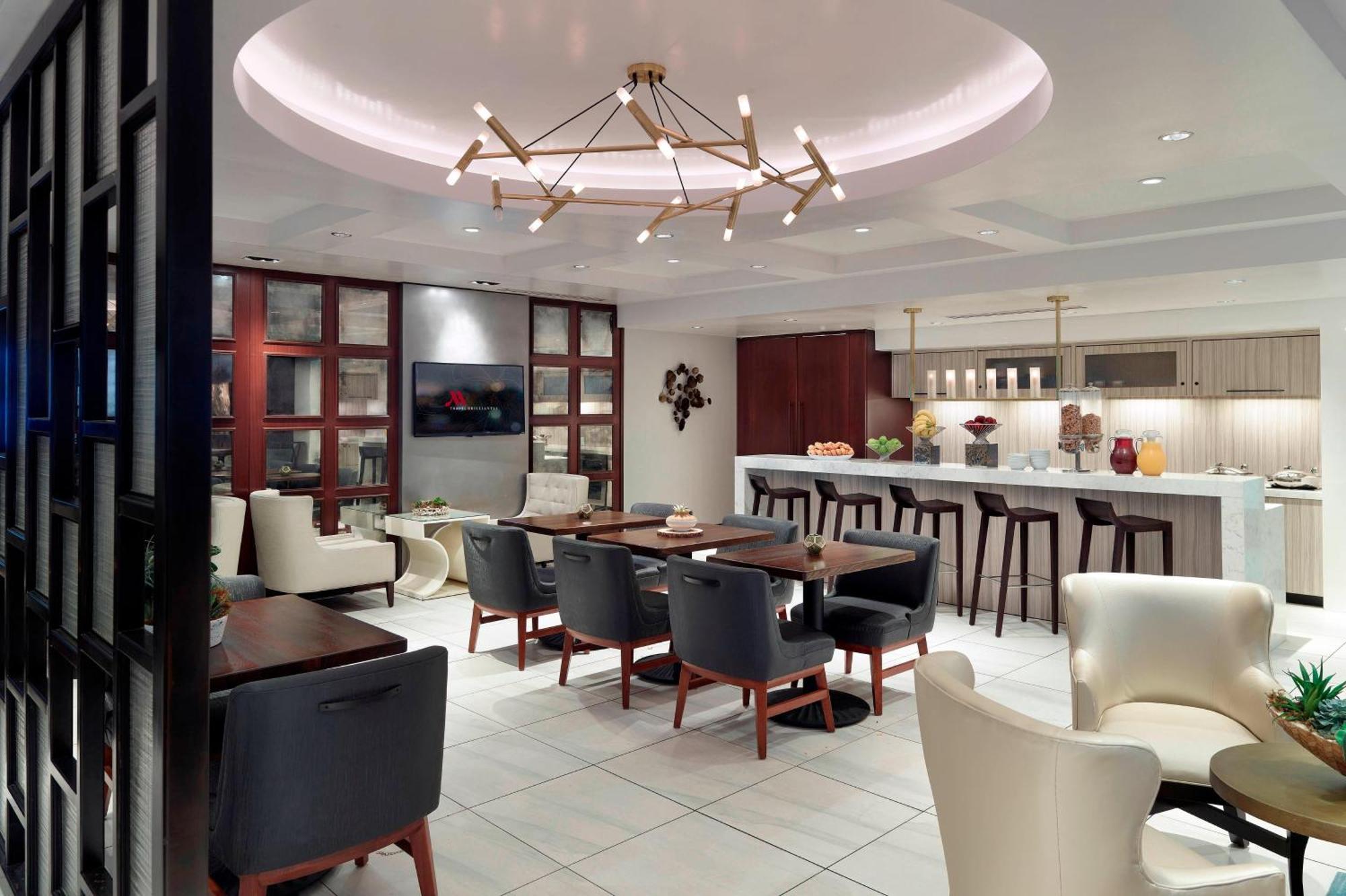 New Orleans Marriott Metairie At Lakeway Exterior foto