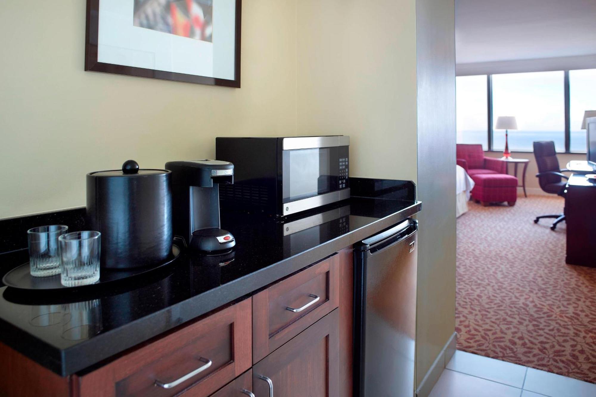 New Orleans Marriott Metairie At Lakeway Exterior foto