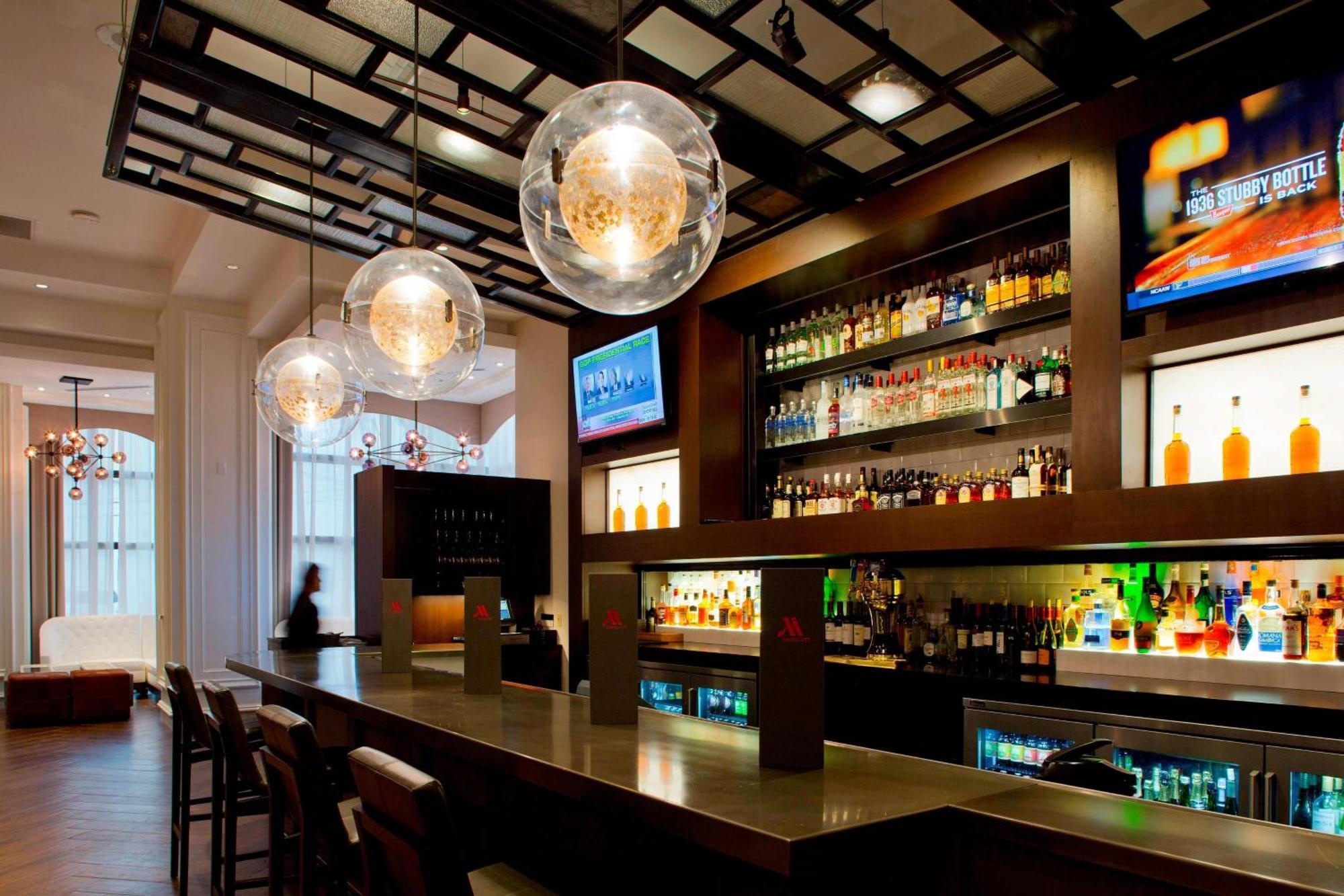 New Orleans Marriott Metairie At Lakeway Exterior foto