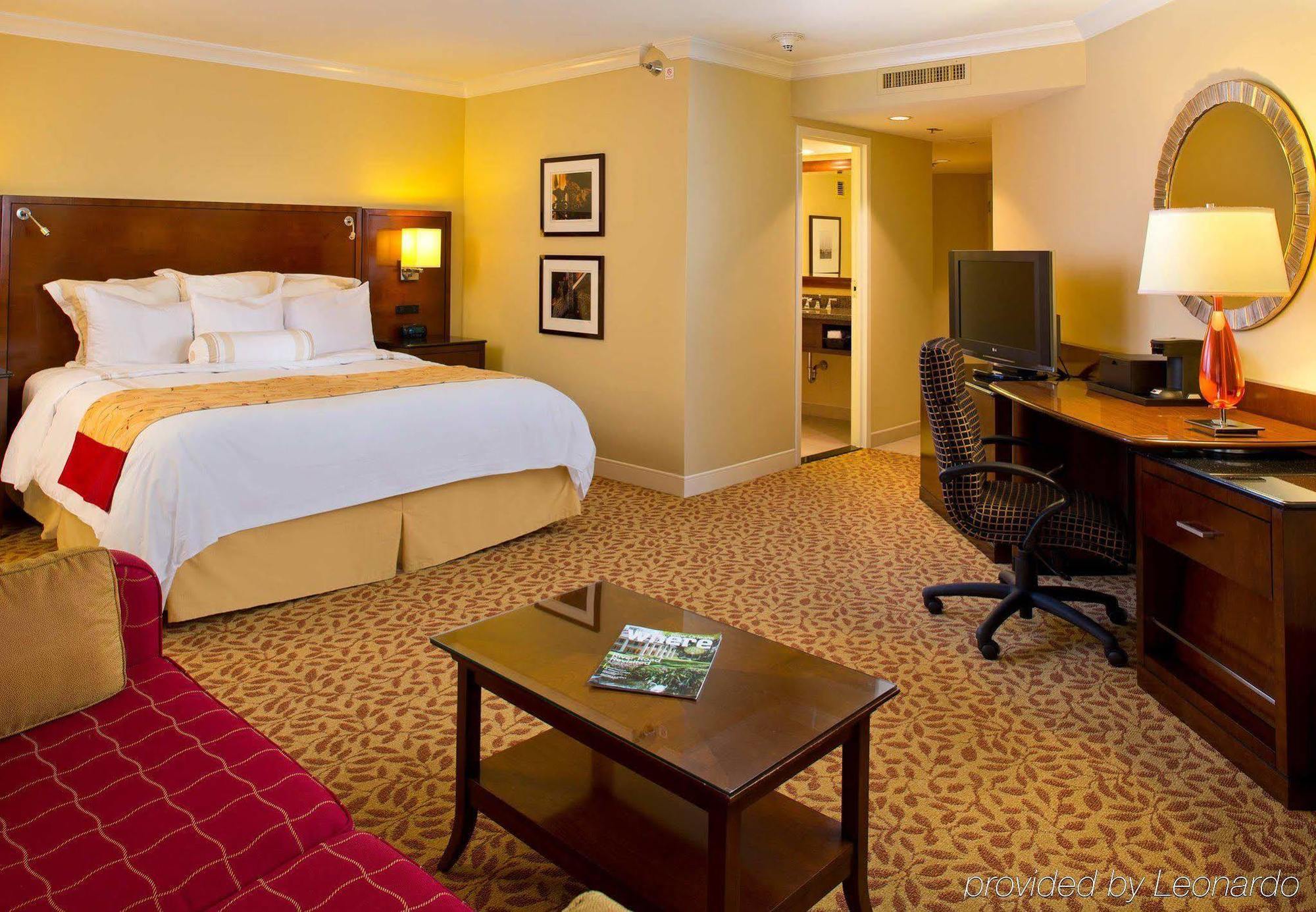 New Orleans Marriott Metairie At Lakeway Exterior foto